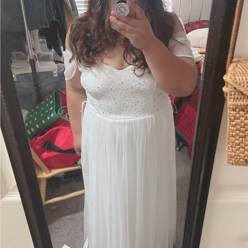 Wedding Dress - Used only for a couple of hours!